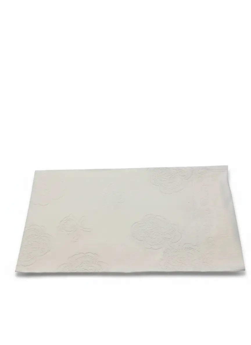 GCT 白色双层餐巾纸 · 16.5 × 14.5 英寸